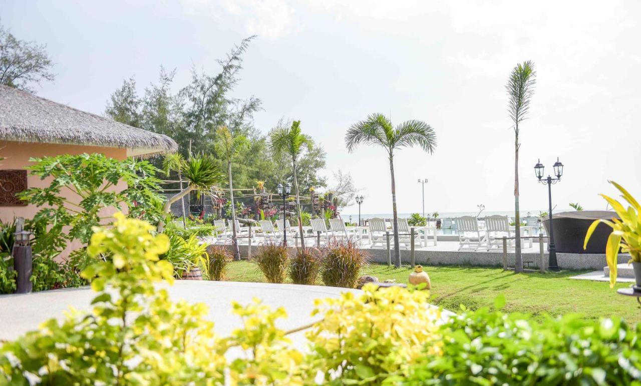 Seaman Resort Haad Chao Samran Ngoại thất bức ảnh
